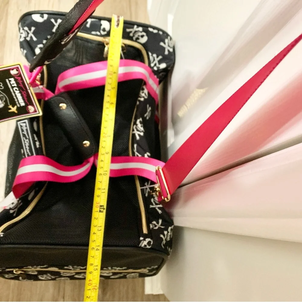 Betsey Johnson Skull Pet Carrier Black & Pink Small Dogs & Cats to 16 lbs NEW